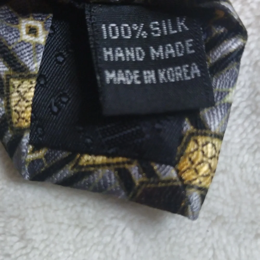 Dino Bassi 100% Silk Men's‎ Tie